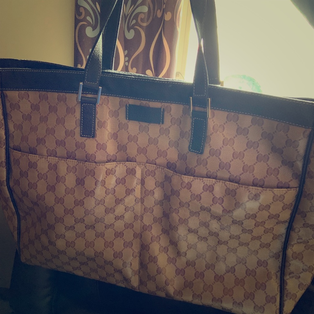 Large Gucci bag